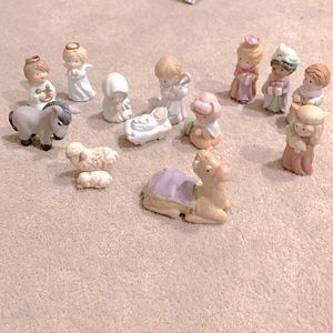 Vintage Avon 1986 Nativity